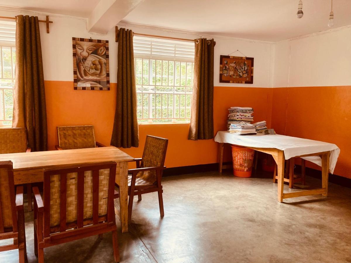 Yes Hostel Fort Portal Zewnętrze zdjęcie